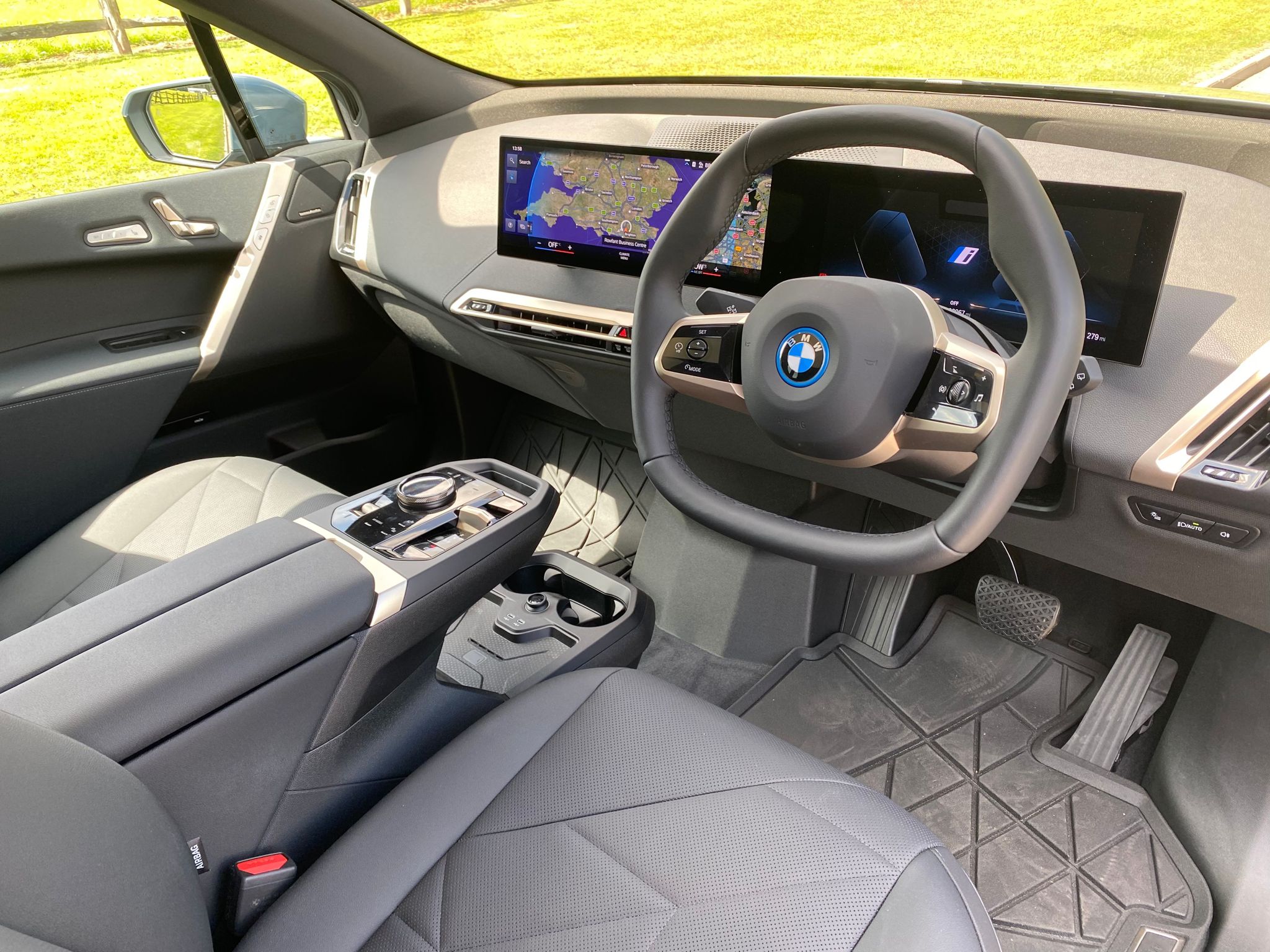 SOLD –  BMW iX