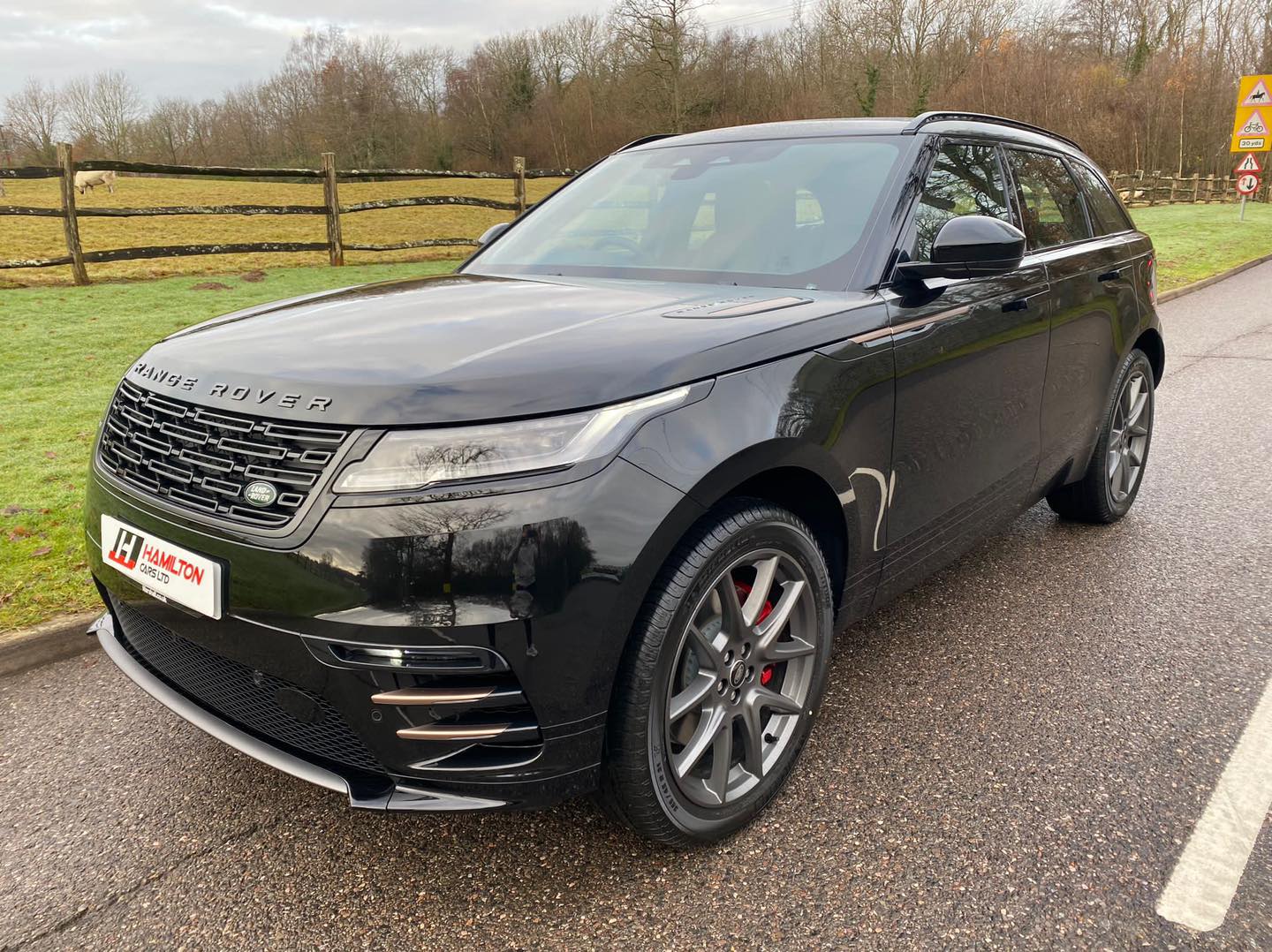 SOLD –  Land Rover Range Rover velar