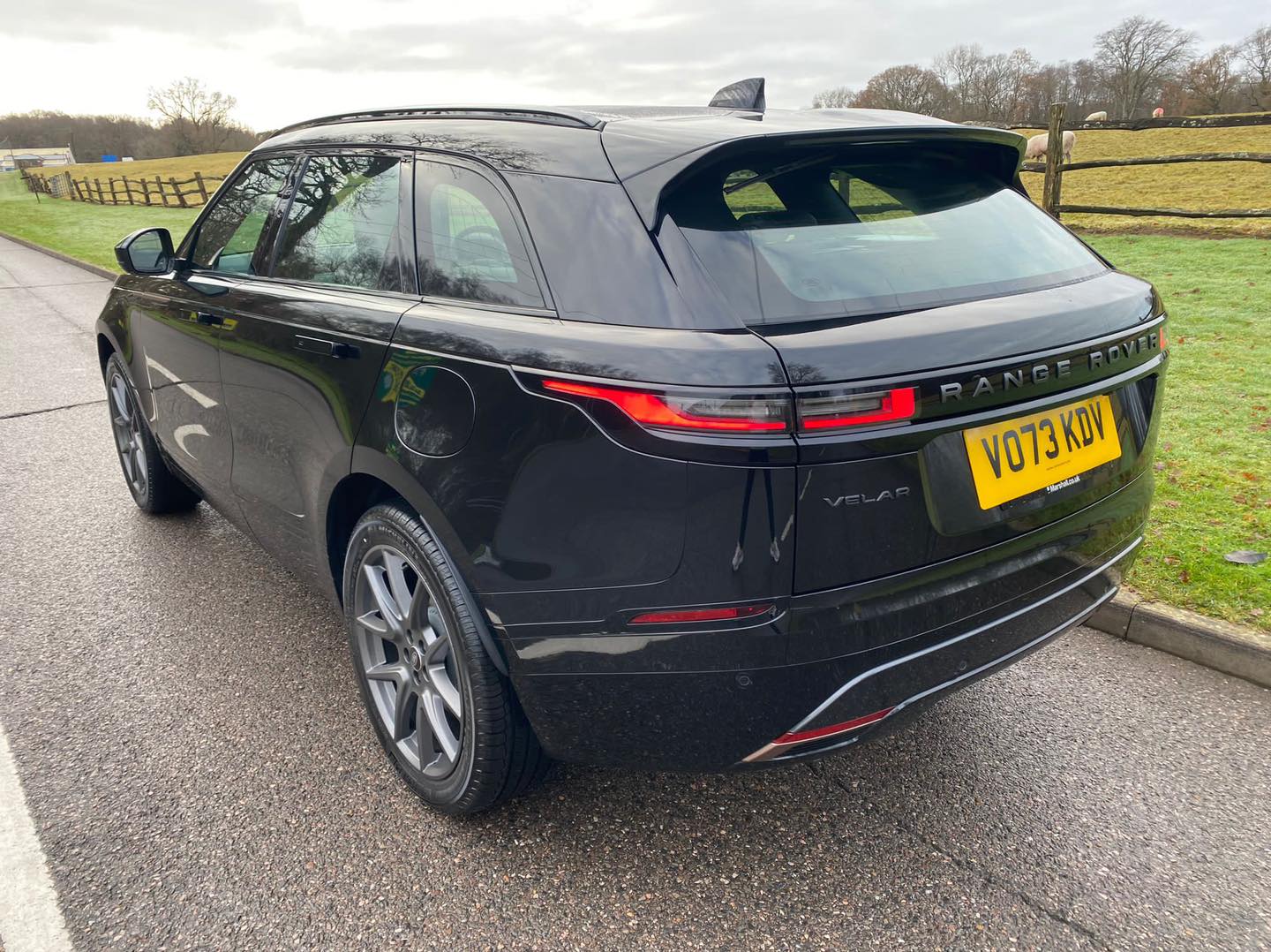 SOLD –  Land Rover Range Rover velar