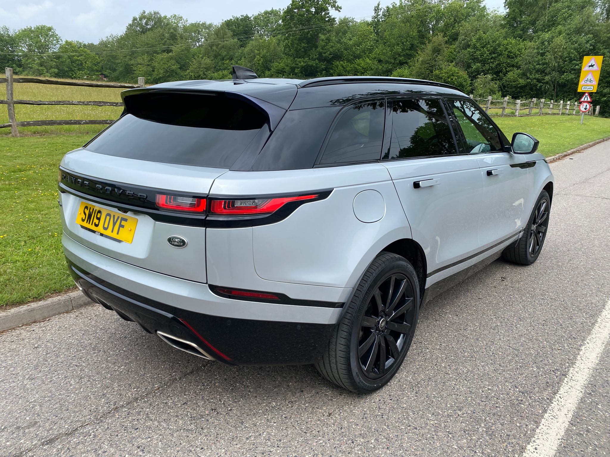 SOLD – RANGE ROVER VELAR.