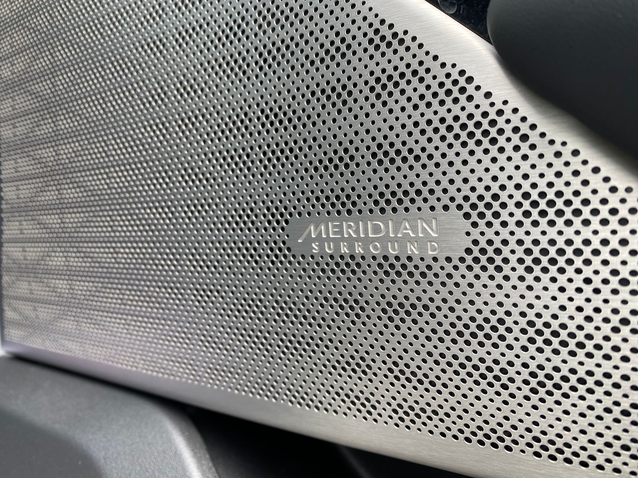 SOLD – RANGE ROVER VELAR.