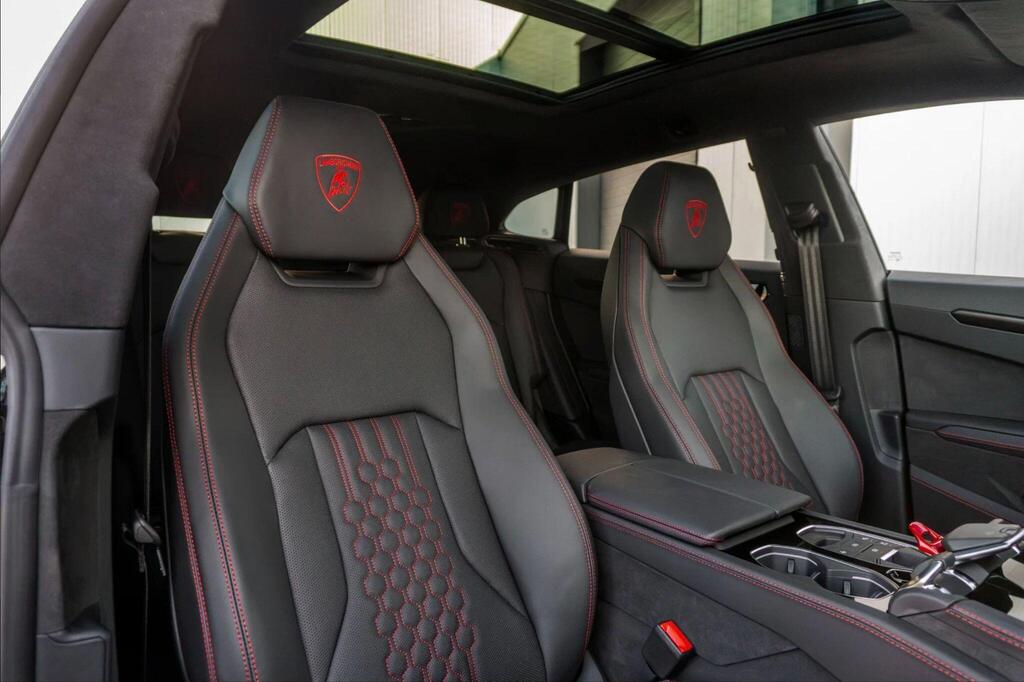 2026 Lamborghini Urus 4.0 V8 BiTurbo 25.9kWh SE Auto 4WD Euro 6 5dr