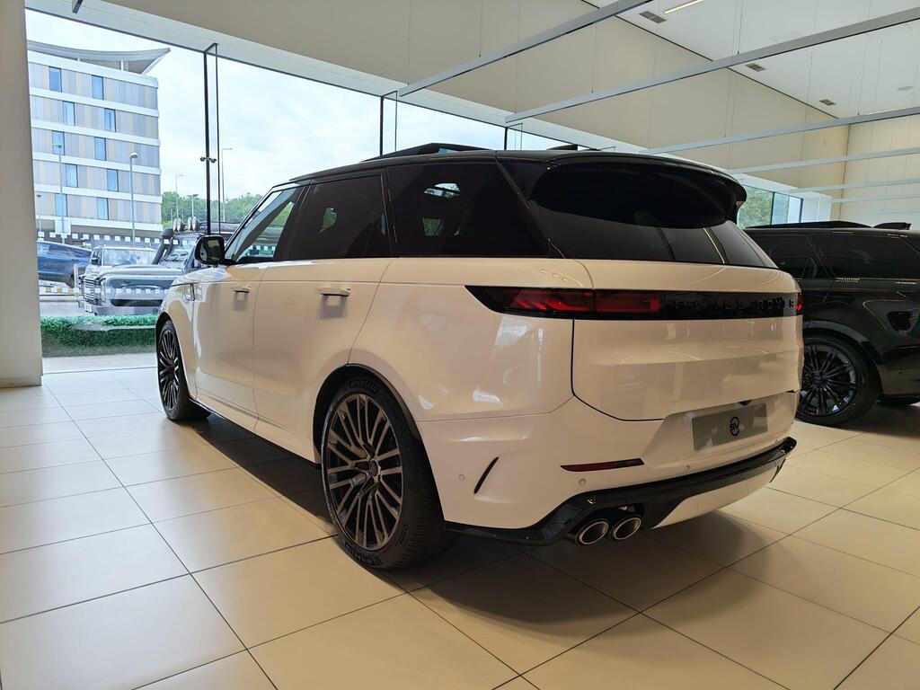 2026 Land Rover Range Rover Sport 4.4 P635 V8 MHEV SV Auto 4WD Euro 6 (s/s) 5dr