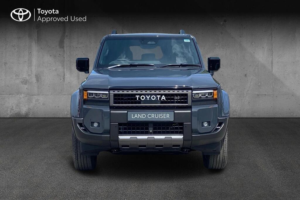 2026 Toyota Land Cruiser 2.8D MHEV Invincible Auto 4WD Euro 6 (s/s) 5dr (LWB)