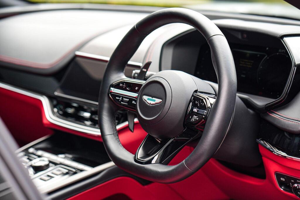 2025 Aston Martin DBX 4.0 V8 707 Auto 4WD Euro 6 (s/s) 5dr