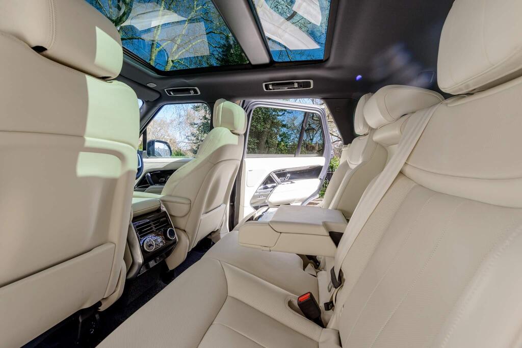 2025 Land Rover Range Rover 3.0 P460e 38.2kWh Edition Auto 4WD Euro 6 (s/s) 5dr