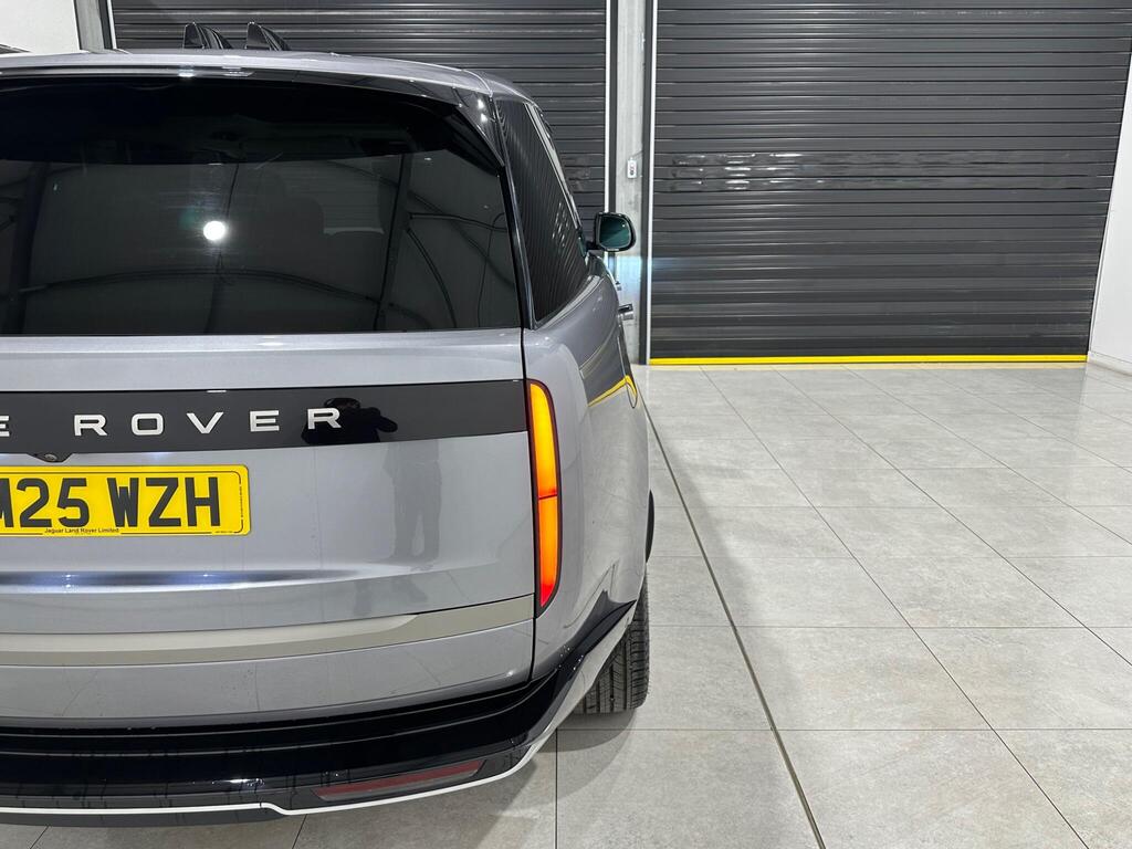 2025 Land Rover Range Rover 3.0 P460e 38.2kWh HSE Auto 4WD Euro 6 (s/s) 5dr