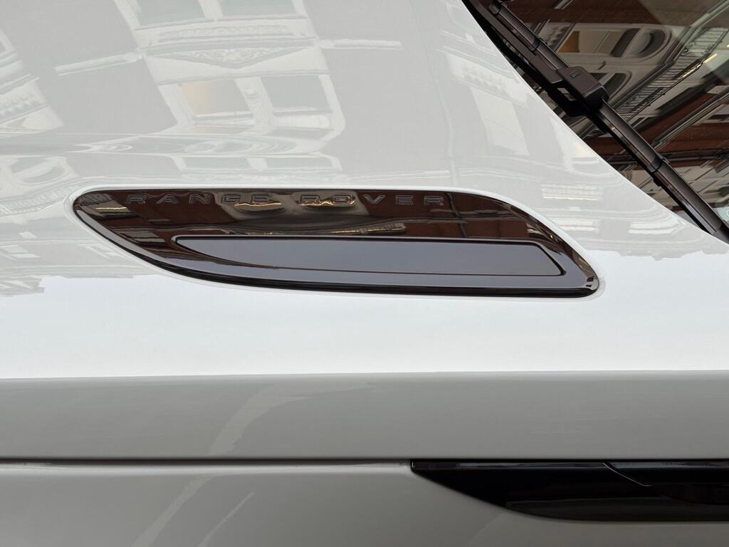 2026 Land Rover Range Rover Velar 2.0 P400e 19.2kWh Dynamic SE Auto 4WD Euro 6 (s/s) 5dr
