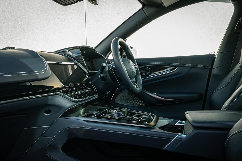 2025 Aston Martin DBX 4.0 V8 707 Auto 4WD Euro 6 (s/s) 5dr