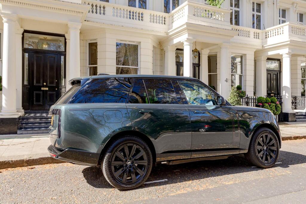 2025 Land Rover Range Rover 3.0 P460e 38.2kWh Edition Auto 4WD Euro 6 (s/s) 5dr